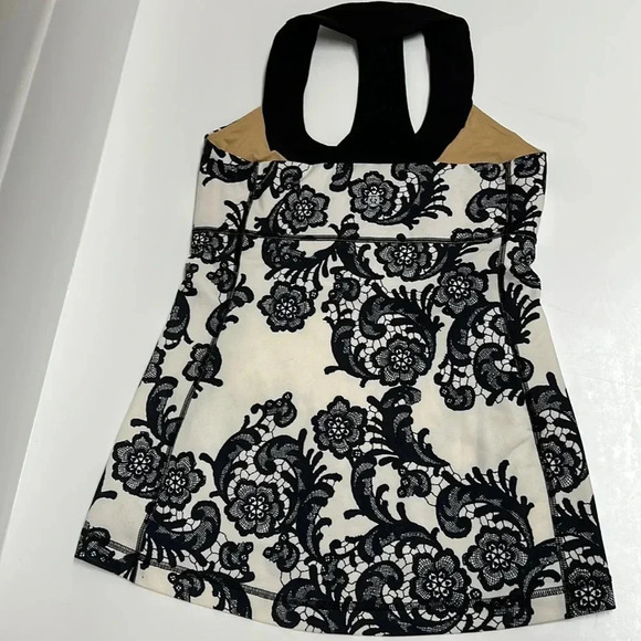 Lululemon | Laceoflage Scoop neck tank - Polar cream black - US8 - Picture 4 of 7